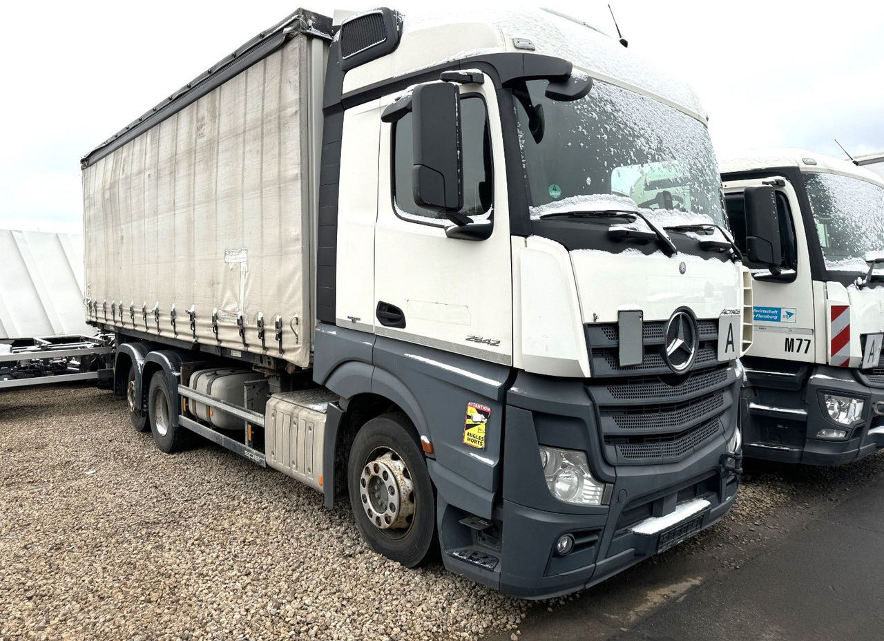 Mercedes-Benz Actros 2542 6x2 - Getriebeschaden- Mercedes-Benz Actros 2542 6x2 - Getriebeschaden- - Container transporter/ Swap body truck: picture 1 Mercedes-Benz Actros 2542 6x2 - Getriebeschaden- Mercedes-Benz Actros 2542 6x2 - Getriebeschaden- - Container transporter/ Swap body truck: picture 1