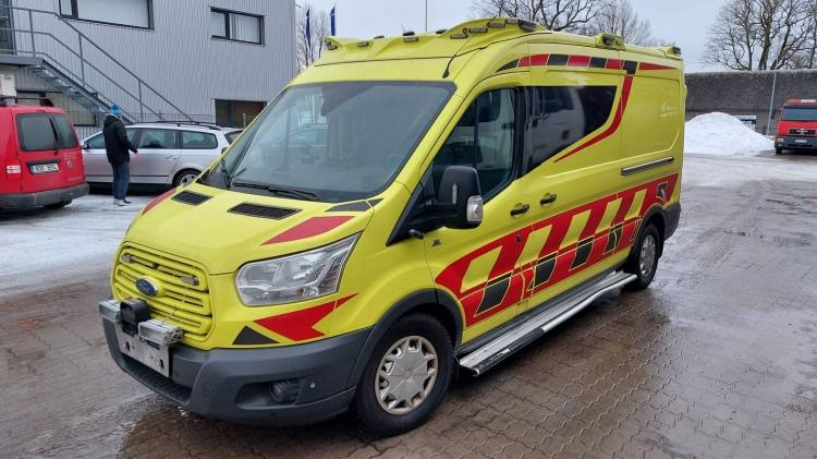 FORD TRANSIT 2,0TDI AMBULANCE KLIMA 1.2018 EURO 6, 3 UNITS - Ambulance: picture 5 FORD TRANSIT 2,0TDI AMBULANCE KLIMA 1.2018 EURO 6, 3 UNITS - Ambulance: picture 5