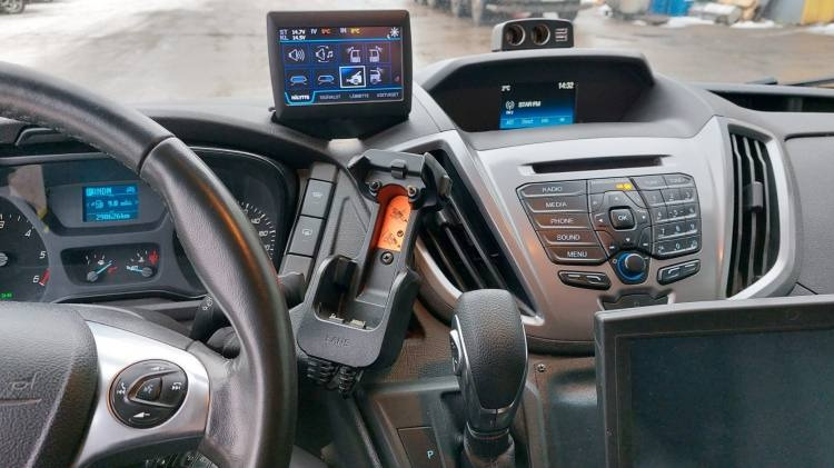 FORD TRANSIT 2,0TDI AMBULANCE KLIMA 12.2018 EURO 6, 3 UNITS - Ambulance: picture 4 FORD TRANSIT 2,0TDI AMBULANCE KLIMA 12.2018 EURO 6, 3 UNITS - Ambulance: picture 4