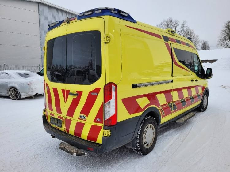 FORD TRANSIT 2,0TDI AMBULANCE KLIMA 4.2018 EURO 6, 3 UNITS - Ambulance: picture 3 FORD TRANSIT 2,0TDI AMBULANCE KLIMA 4.2018 EURO 6, 3 UNITS - Ambulance: picture 3