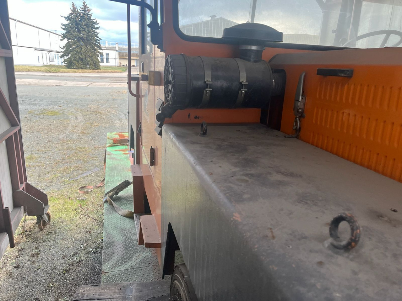 ATA 8500 4X4 - Pushback tractor: picture 3 ATA 8500 4X4 - Pushback tractor: picture 3