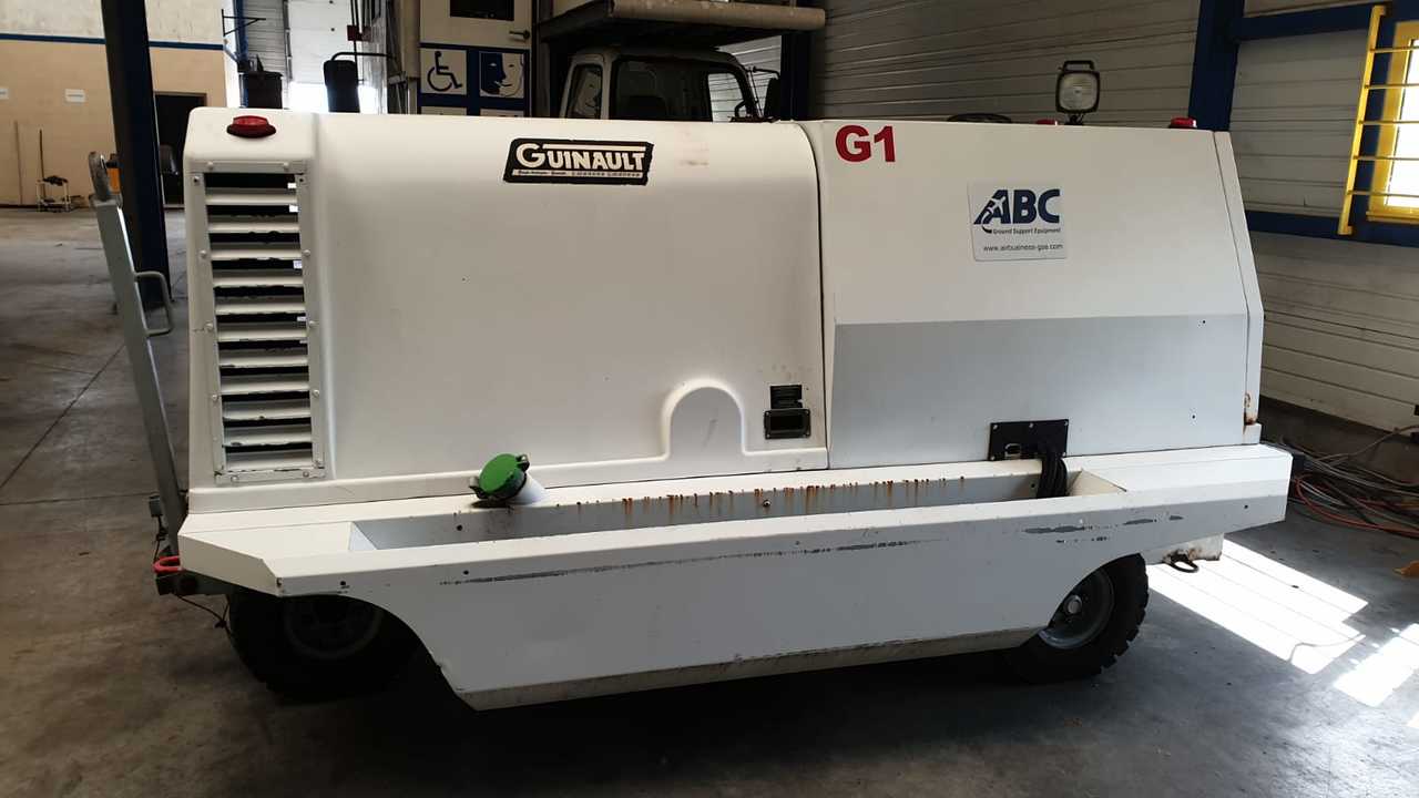 GUINAULT GPU GA120KvA+28DV - Ground power unit: picture 3 GUINAULT GPU GA120KvA+28DV - Ground power unit: picture 3
