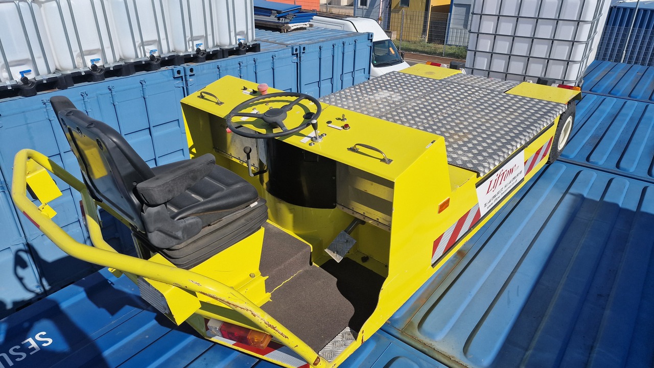 Liftow 75C - Pushback tractor: picture 1 Liftow 75C - Pushback tractor: picture 1