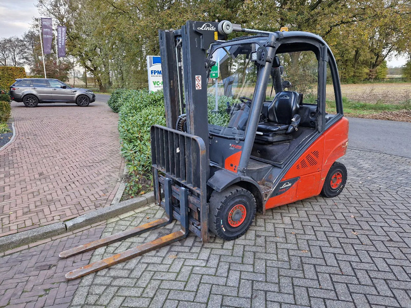 Linde H25D-02 - Diesel forklift: picture 1 Linde H25D-02 - Diesel forklift: picture 1