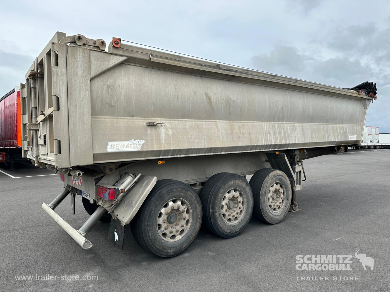Tipper semi-trailer BENALU Tipper Alu-square sided body 24m³: picture 10 Tipper semi-trailer BENALU Tipper Alu-square sided body 24m³: picture 10