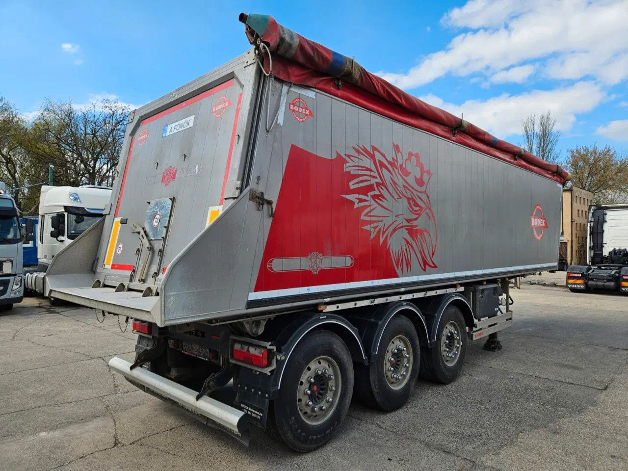 Bodex KIS3B - Tipper semi-trailer: picture 4 Bodex KIS3B - Tipper semi-trailer: picture 4