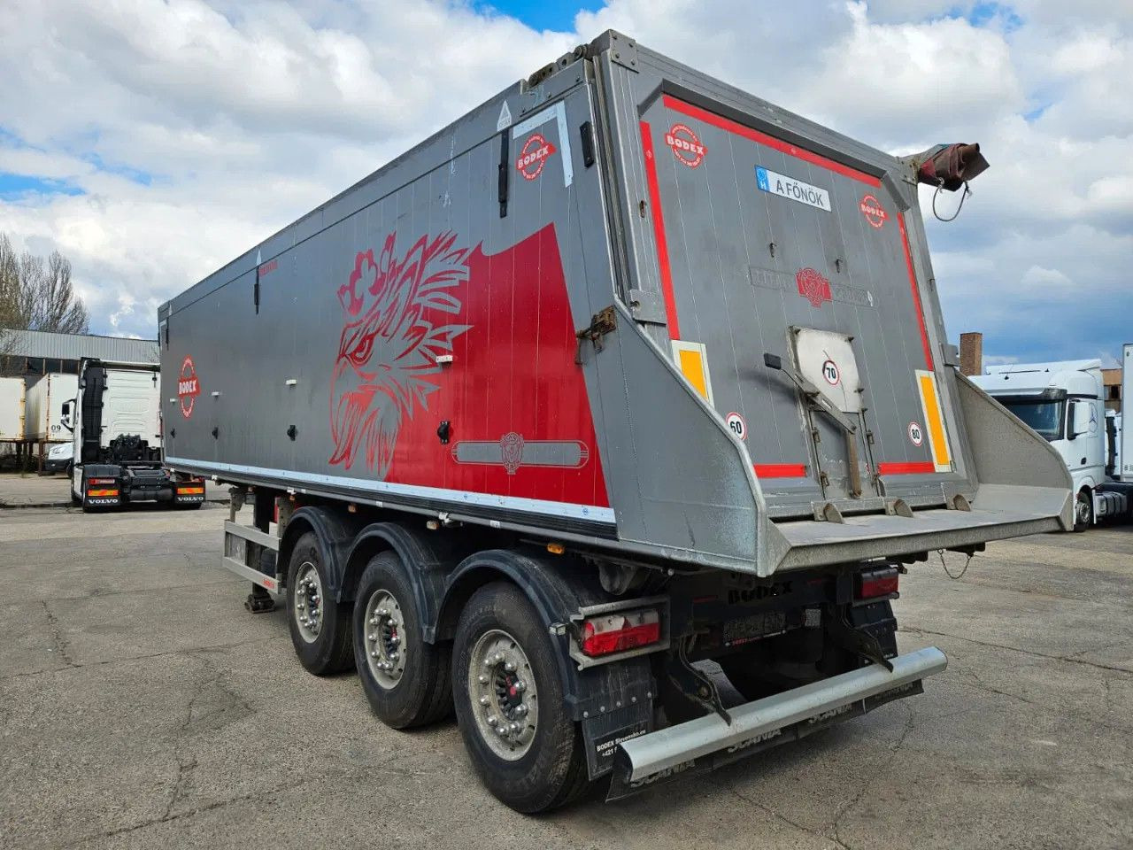 Bodex KIS3B - Tipper semi-trailer: picture 5 Bodex KIS3B - Tipper semi-trailer: picture 5