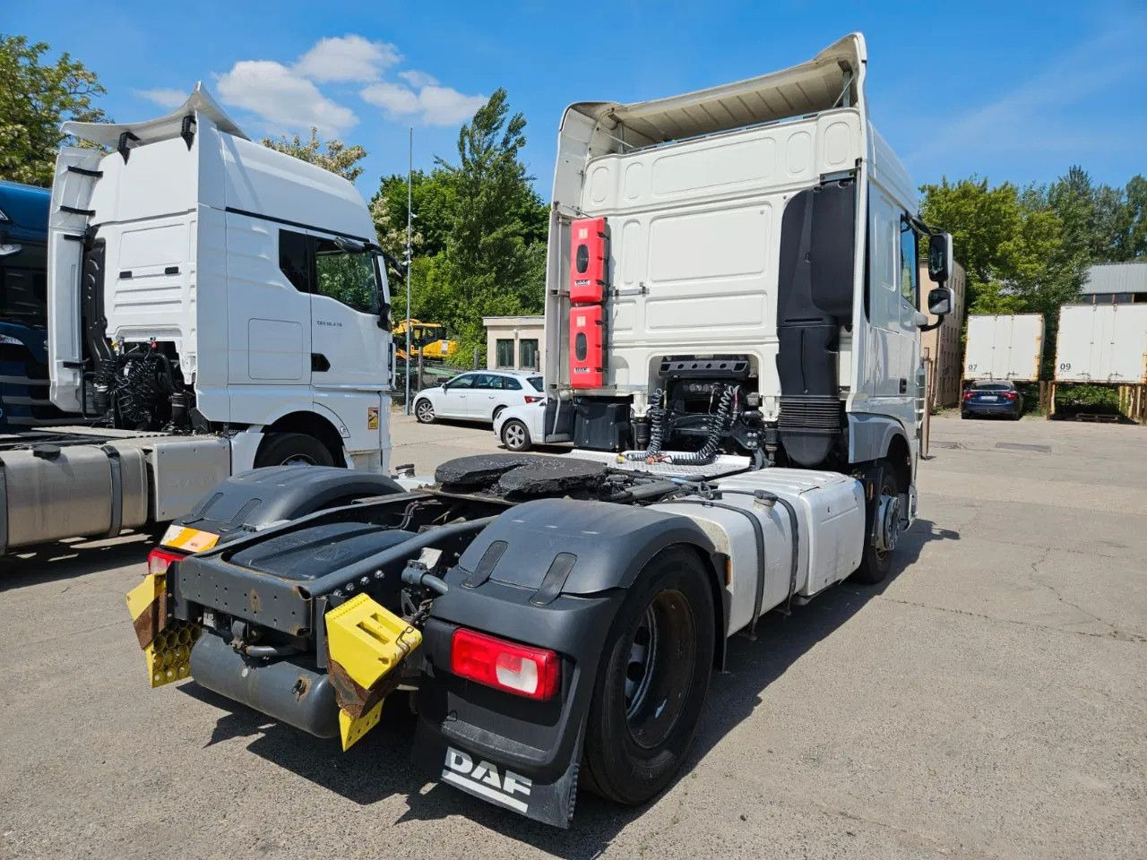 DAF XF 460 Space Cab Standklima 1 units - Tractor truck: picture 4 DAF XF 460 Space Cab Standklima 1 units - Tractor truck: picture 4