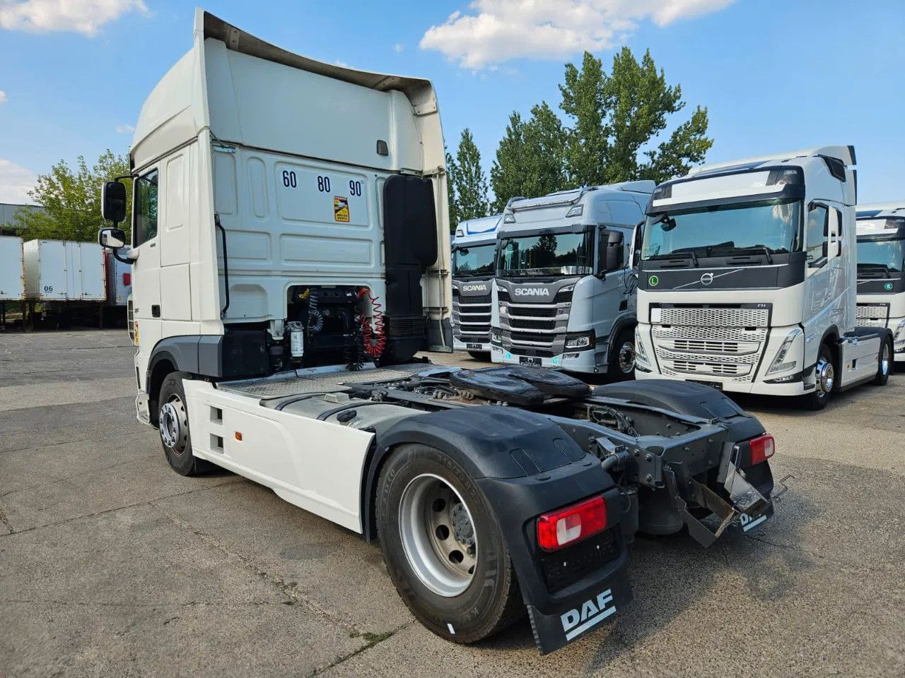 DAF XF 480 SSC-Standard-StandKlima-4 Units-4 new tir - Tractor truck: picture 4 DAF XF 480 SSC-Standard-StandKlima-4 Units-4 new tir - Tractor truck: picture 4