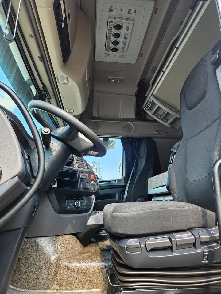 DAF XF 480 SSC-Standard-StandKlima-4 Units-4 new tir - Tractor truck: picture 5 DAF XF 480 SSC-Standard-StandKlima-4 Units-4 new tir - Tractor truck: picture 5