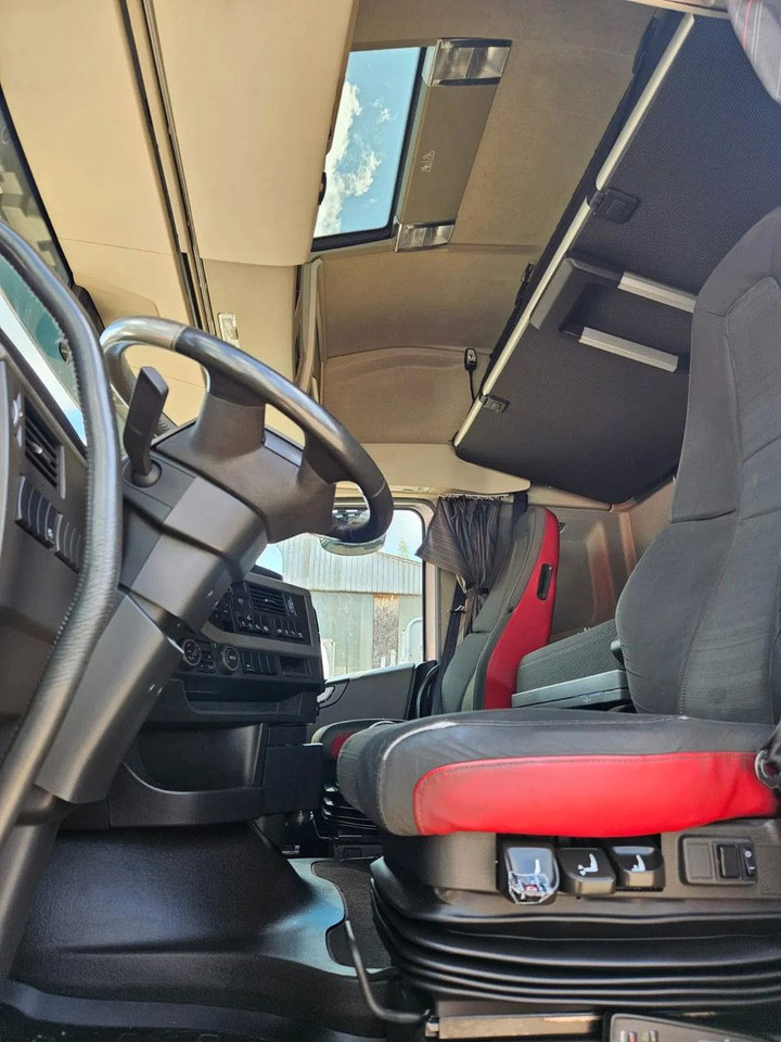 Volvo FH 500 Globe-Standard-Alloy W-ACC-DAS - Tractor truck: picture 5 Volvo FH 500 Globe-Standard-Alloy W-ACC-DAS - Tractor truck: picture 5
