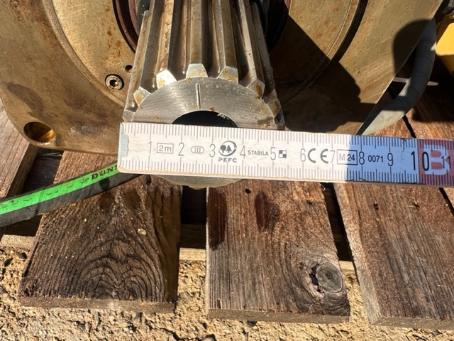 CATERPILLAR - Hydraulic pump for Crawler excavator: picture 3 CATERPILLAR - Hydraulic pump for Crawler excavator: picture 3