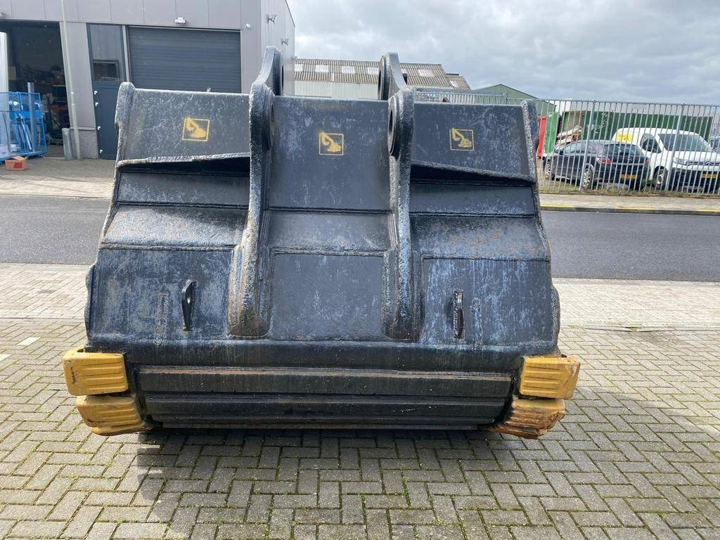 Hitachi ZX 870 - Bucket for Construction machinery: picture 3 Hitachi ZX 870 - Bucket for Construction machinery: picture 3