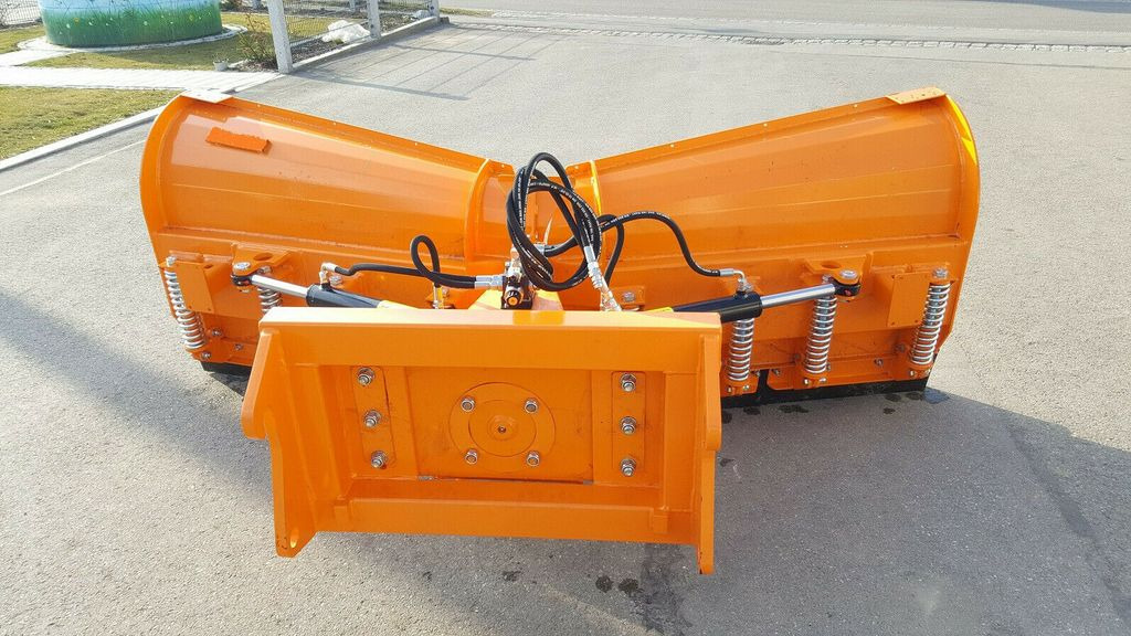CAT neues Schneeschild Vario 2,6 m, 2,2m, 2,9m, 3,3m - Snow plows for Utility/ Special vehicle: picture 1 CAT neues Schneeschild Vario 2,6 m, 2,2m, 2,9m, 3,3m - Snow plows for Utility/ Special vehicle: picture 1