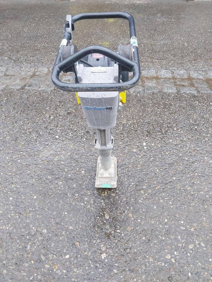 Weber SRV 300 II Stampfer Frosch Verdichter Rüttelplatte - Rammer: picture 2 Weber SRV 300 II Stampfer Frosch Verdichter Rüttelplatte - Rammer: picture 2