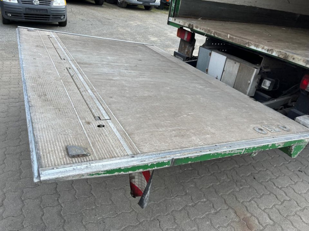 Box truck MAN TG-L 12.220 4x2 BL Standardkoffer LBW LBW 1.5 to: picture 12 Box truck MAN TG-L 12.220 4x2 BL Standardkoffer LBW LBW 1.5 to: picture 12