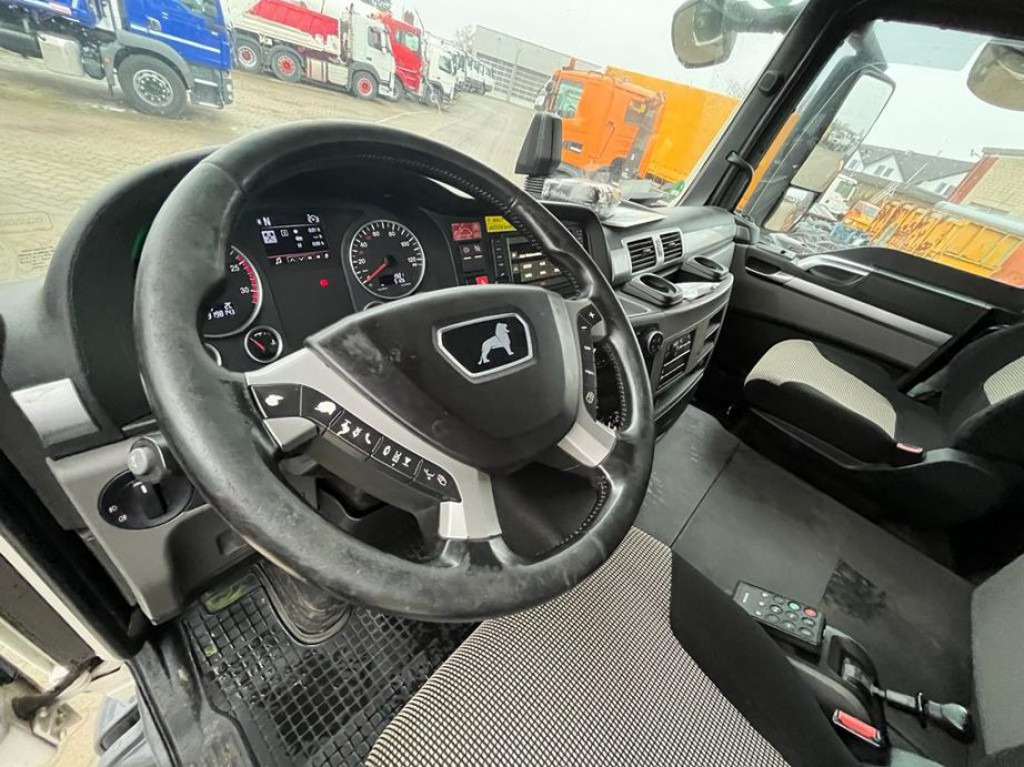 Hook lift truck MAN TG-S 26.460 6x2-2 BL Abrollkipper Meiller, Funk: picture 11 Hook lift truck MAN TG-S 26.460 6x2-2 BL Abrollkipper Meiller, Funk: picture 11