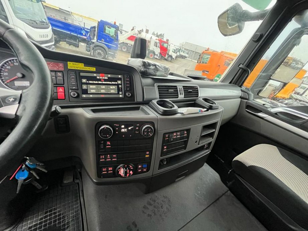 Hook lift truck MAN TG-S 26.460 6x2-2 BL Abrollkipper Meiller, Funk: picture 6 Hook lift truck MAN TG-S 26.460 6x2-2 BL Abrollkipper Meiller, Funk: picture 6