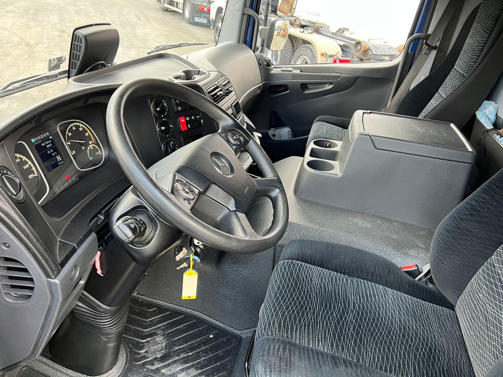 MERCEDES-BENZ Atego 1224 L Pritsche LBW LBW 1.5 to - Curtain side truck: picture 5 MERCEDES-BENZ Atego 1224 L Pritsche LBW LBW 1.5 to - Curtain side truck: picture 5