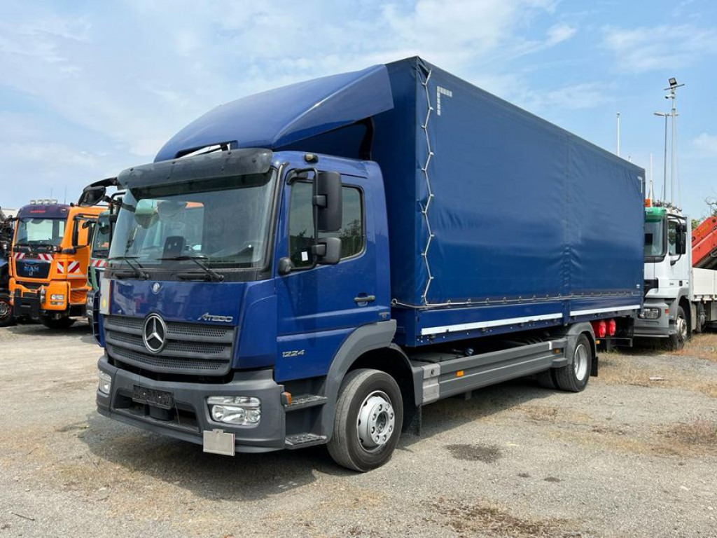 MERCEDES-BENZ Atego 1224 L Pritsche LBW LBW 1.5to - Curtain side truck: picture 1 MERCEDES-BENZ Atego 1224 L Pritsche LBW LBW 1.5to - Curtain side truck: picture 1