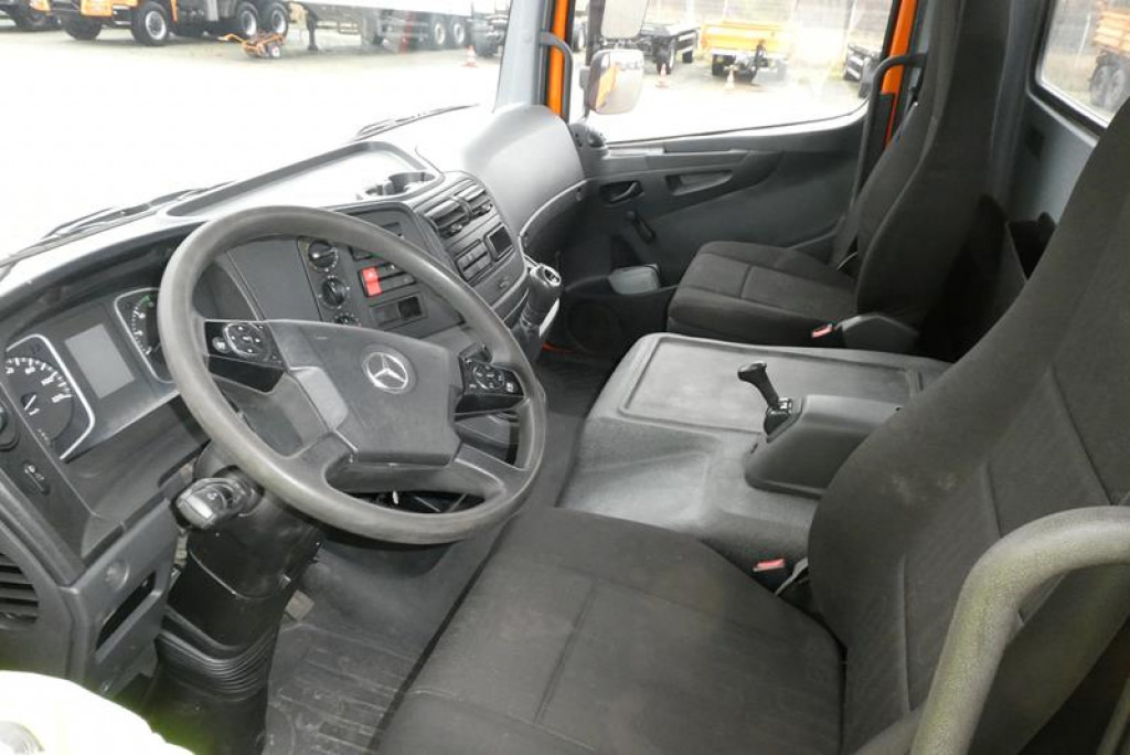MERCEDES-BENZ Atego 818 K 2-Achs Kipper Schalter - Tipper van: picture 4 MERCEDES-BENZ Atego 818 K 2-Achs Kipper Schalter - Tipper van: picture 4