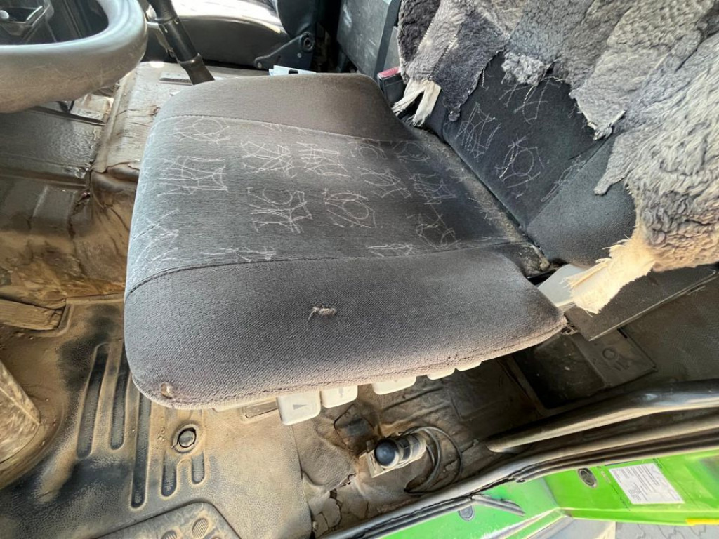 MERCEDES-BENZ SK 3535 AK 8x8 4 Achs Muldenkipper Meiller Deutsch - Tipper: picture 3 MERCEDES-BENZ SK 3535 AK 8x8 4 Achs Muldenkipper Meiller Deutsch - Tipper: picture 3