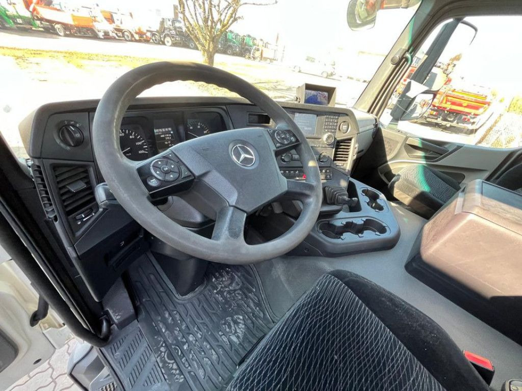 Mercedes-Benz Antos 2543 L 6x2 Abrollkipper MeillerLenk/Lift - Hook lift truck: picture 5 Mercedes-Benz Antos 2543 L 6x2 Abrollkipper MeillerLenk/Lift - Hook lift truck: picture 5