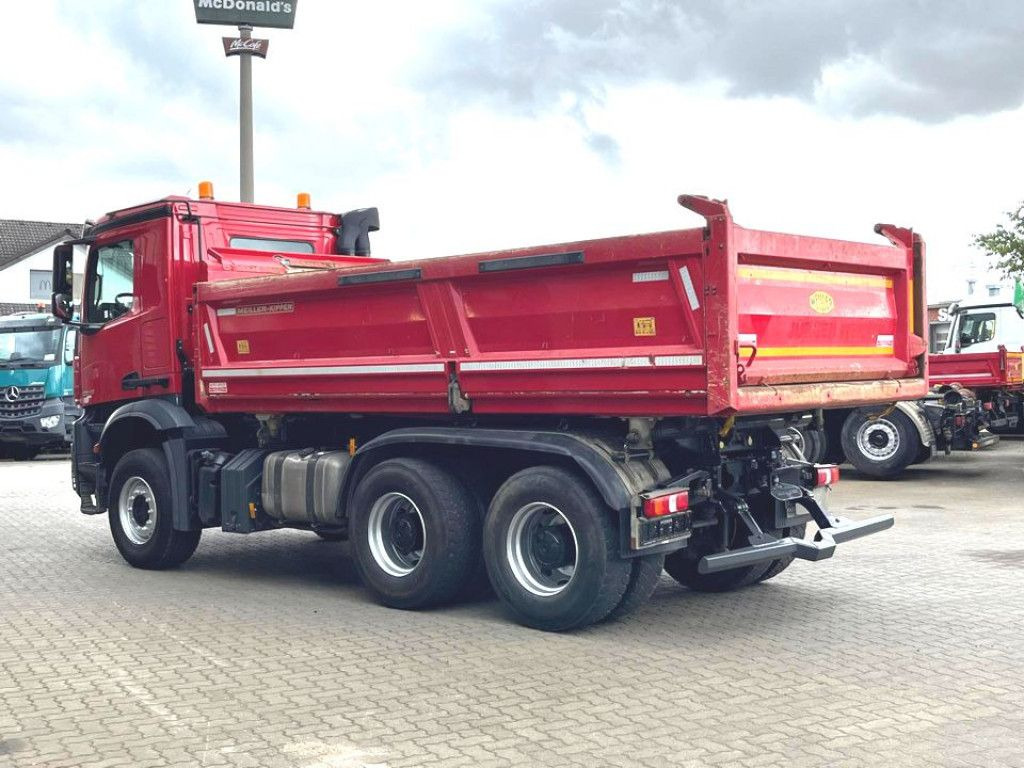 Mercedes-Benz Arocs 2648 6x4 3-Achs Kipper Bordmatik - Tipper: picture 3 Mercedes-Benz Arocs 2648 6x4 3-Achs Kipper Bordmatik - Tipper: picture 3