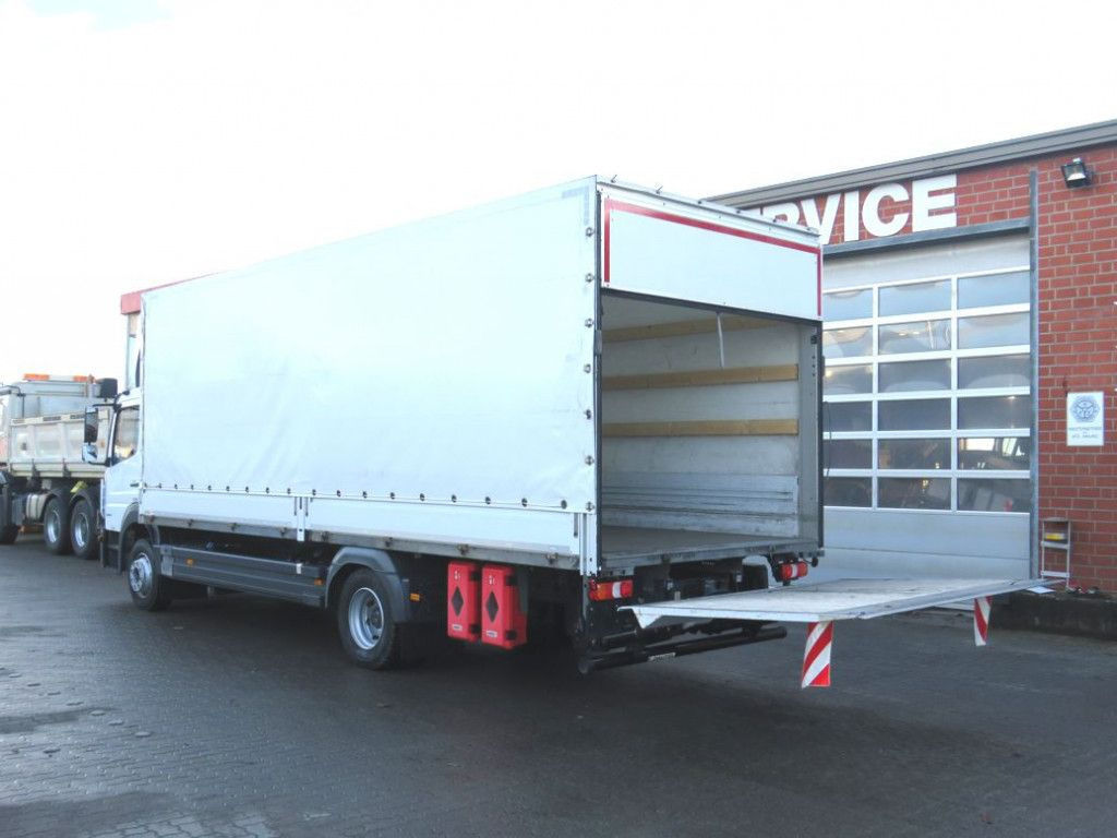 Mercedes-Benz Atego 1224 L Pritsche LBW LBW 1.5to - Curtain side truck: picture 3 Mercedes-Benz Atego 1224 L Pritsche LBW LBW 1.5to - Curtain side truck: picture 3