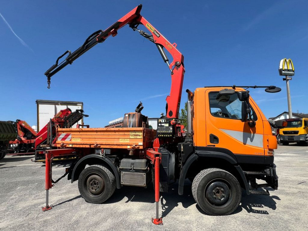 Mercedes-Benz Unimog U20 2-Achs Allradkipper Kran Palfinger Kr - Tipper, Crane truck: picture 3 Mercedes-Benz Unimog U20 2-Achs Allradkipper Kran Palfinger Kr - Tipper, Crane truck: picture 3