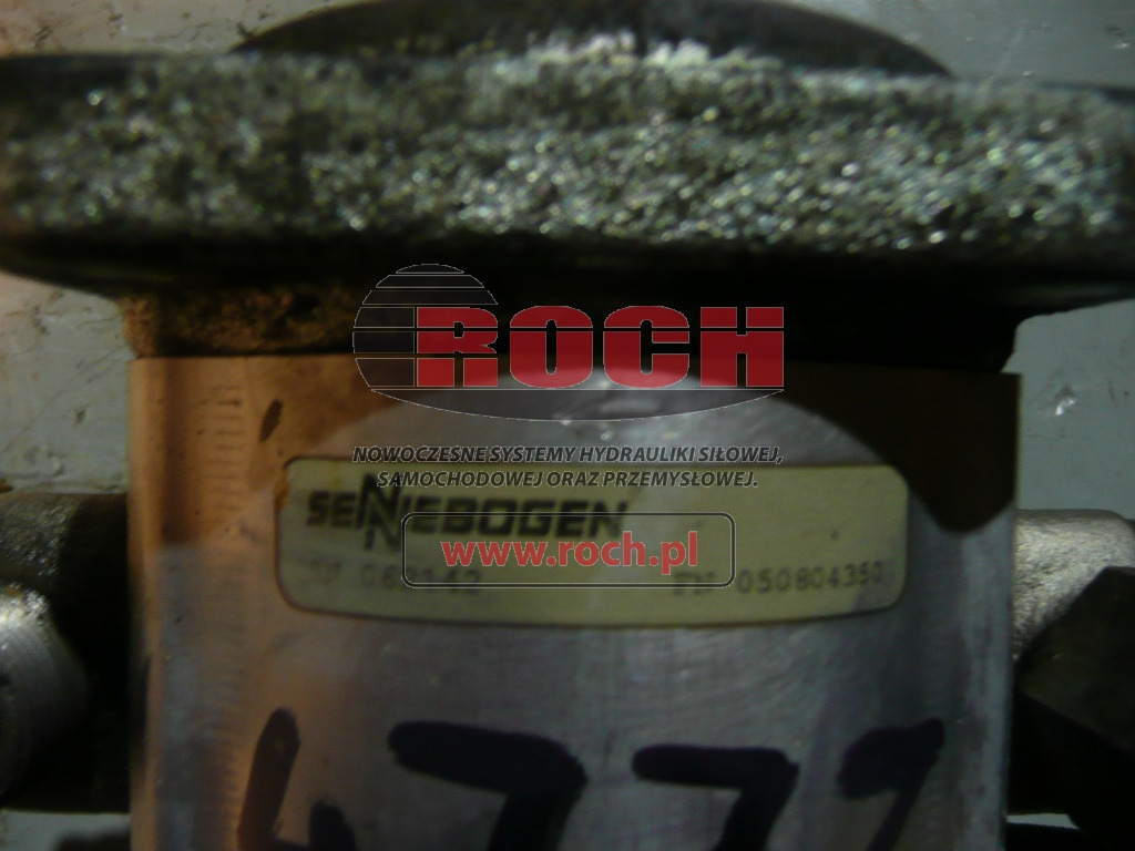 SENNEBOGEN 062142 - Hydraulic motor: picture 1 SENNEBOGEN 062142 - Hydraulic motor: picture 1