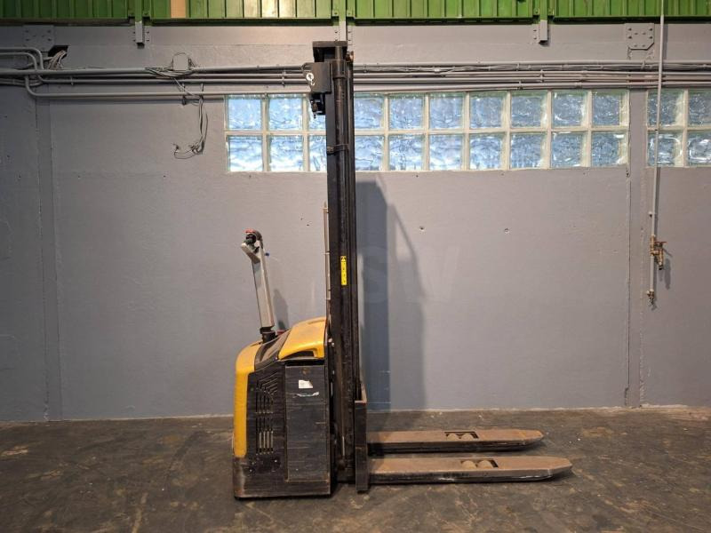 Stacker Caterpillar NSP16N: picture 6 Stacker Caterpillar NSP16N: picture 6