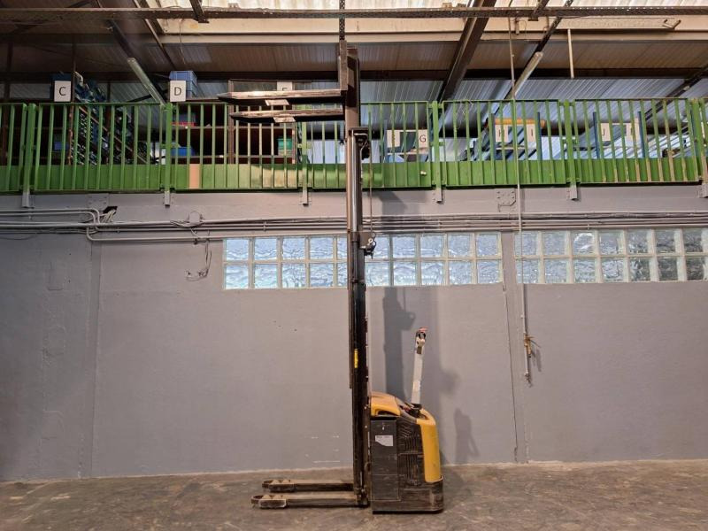 Stacker Caterpillar NSP16N: picture 14 Stacker Caterpillar NSP16N: picture 14