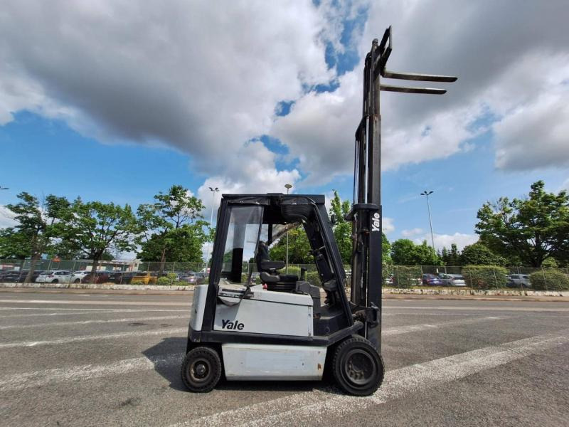 Electric forklift Yale ERP30: picture 7