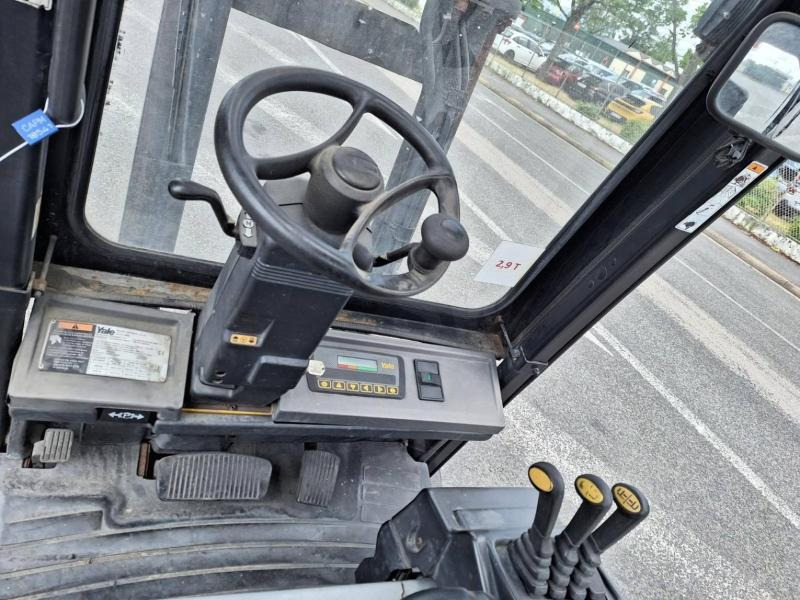 Electric forklift Yale ERP30: picture 12