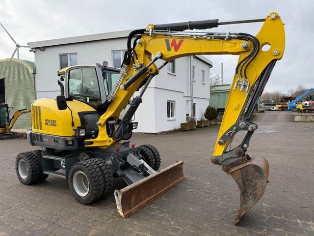 Wacker EW 65, Bj 23, 1200 BH, hydr. VA, Klima, wie neu - Wheel excavator: picture 1 Wacker EW 65, Bj 23, 1200 BH, hydr. VA, Klima, wie neu - Wheel excavator: picture 1