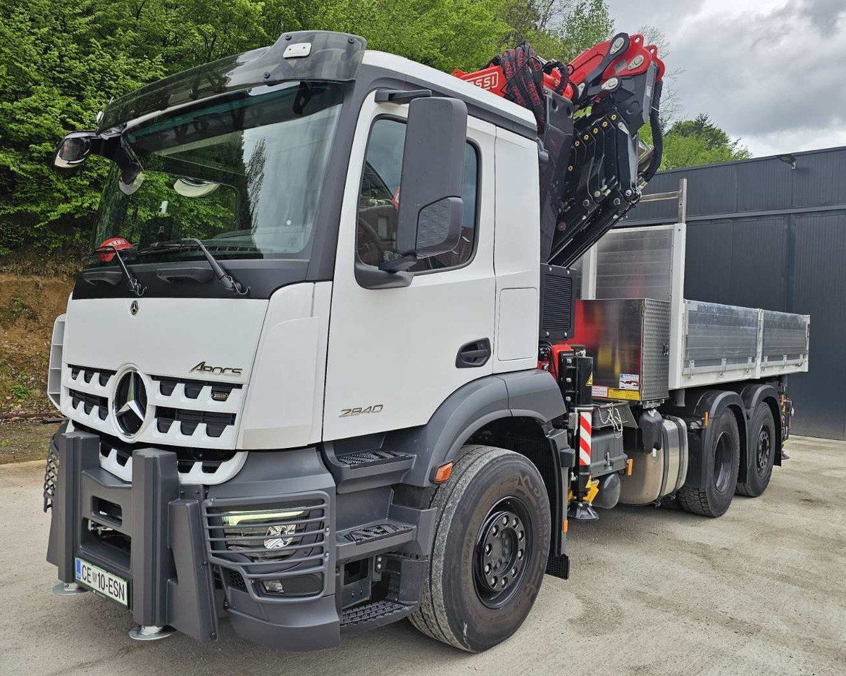 MERCEDES-BENZ Hiab Palfinger Fassi F545-6 JIB-6 - Tipper: picture 1 MERCEDES-BENZ Hiab Palfinger Fassi F545-6 JIB-6 - Tipper: picture 1