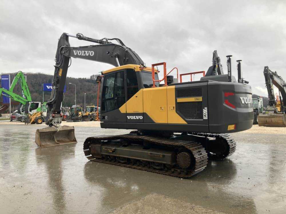 Volvo EC220EN - Crawler excavator: picture 2 Volvo EC220EN - Crawler excavator: picture 2