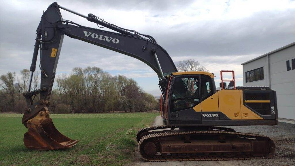 Volvo EC250EL - Crawler excavator: picture 4 Volvo EC250EL - Crawler excavator: picture 4