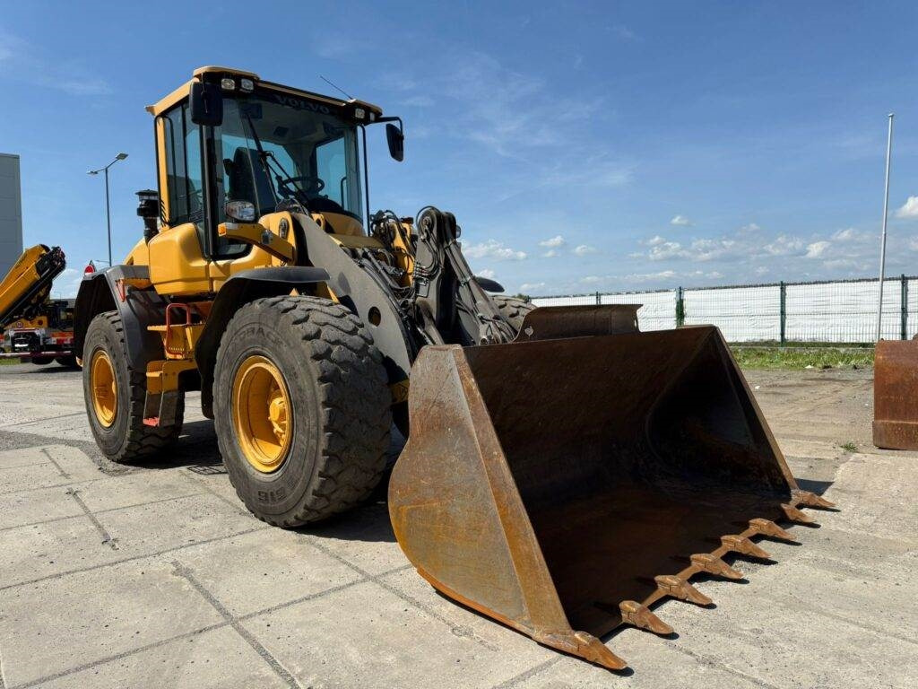 Volvo L60H - Wheel loader: picture 1 Volvo L60H - Wheel loader: picture 1