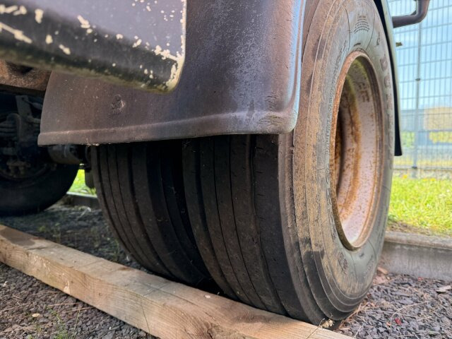 Hüffermann HSD181D Tankanhänger für nicht GGVS Güter - Tanker trailer: picture 5 Hüffermann HSD181D Tankanhänger für nicht GGVS Güter - Tanker trailer: picture 5