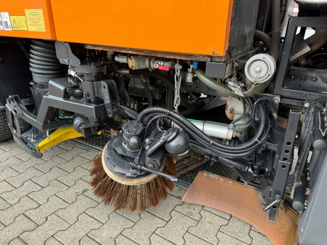 Road sweeper MAN TGL 12.220 4x2 BL Kehrmaschine Viajet 5RHS: picture 7