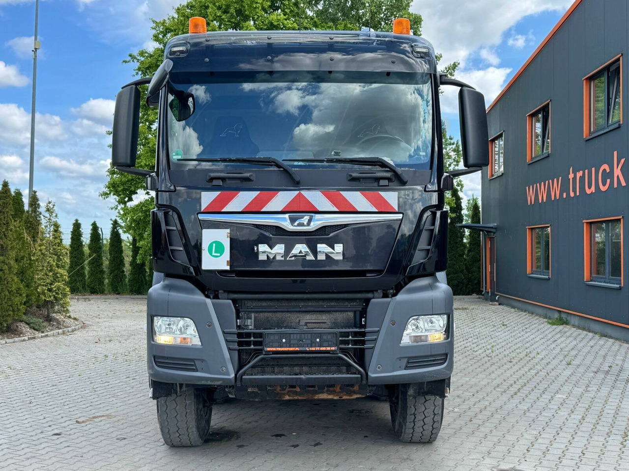 MAN TGS 35.460 8x6 BB Muldenkipper Meiller - Tipper: picture 3 MAN TGS 35.460 8x6 BB Muldenkipper Meiller - Tipper: picture 3
