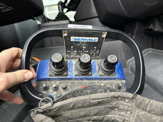 Mercedes-Benz AROCS 2636 6x4 Euro 6 Betonpumpe SERMAC 4Z36 - Concrete pump truck: picture 4 Mercedes-Benz AROCS 2636 6x4 Euro 6 Betonpumpe SERMAC 4Z36 - Concrete pump truck: picture 4