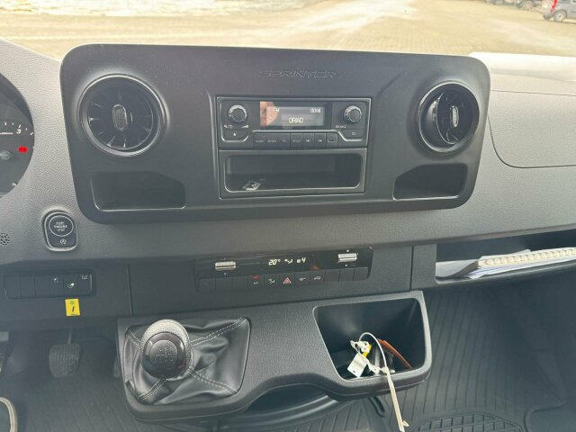 Mercedes-Benz Sprinter 316 CDI mit Versalift VTL-39-135 - Truck with aerial platform: picture 2 Mercedes-Benz Sprinter 316 CDI mit Versalift VTL-39-135 - Truck with aerial platform: picture 2