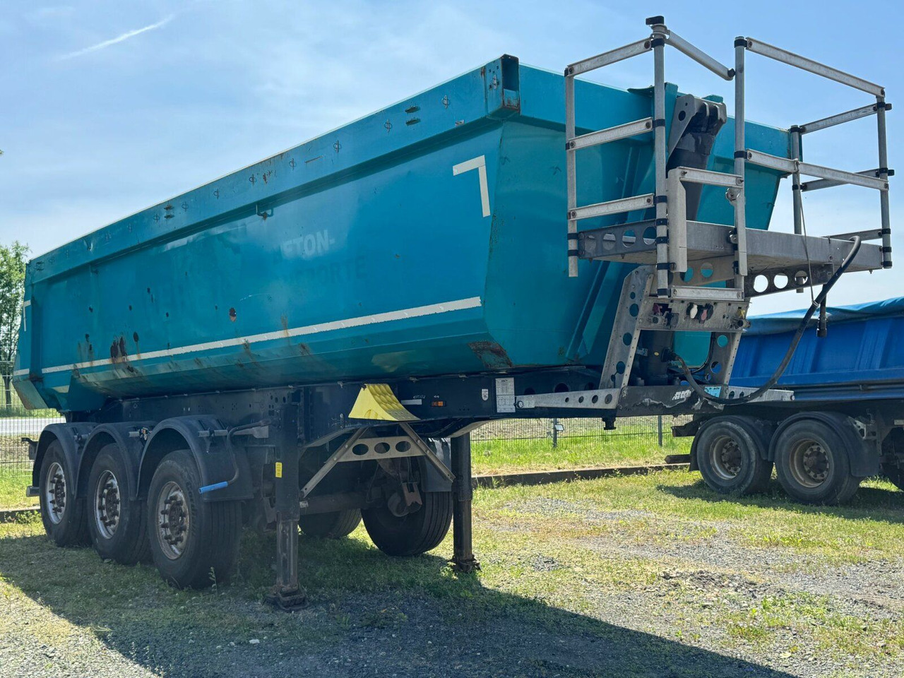 Schmitz Cargobull SKI 24 SL7.2 Kippauflieger 3 Achse - Tipper semi-trailer: picture 3 Schmitz Cargobull SKI 24 SL7.2 Kippauflieger 3 Achse - Tipper semi-trailer: picture 3