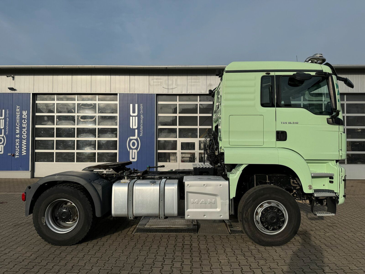 MAN TGS 18.510 4x4 SZM - Kipphyd. Blatt Luft - Tractor truck: picture 3 MAN TGS 18.510 4x4 SZM - Kipphyd. Blatt Luft - Tractor truck: picture 3