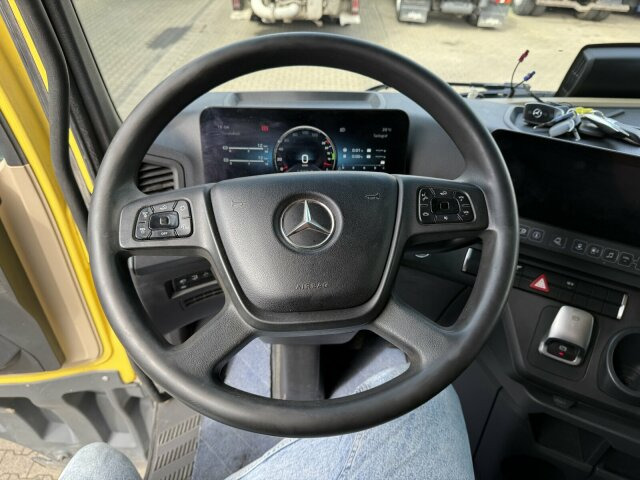 Mercedes-Benz ACTROS 1846 4x4 HAD Eur 6 Kipphydraulik Retarder - Tractor truck: picture 5 Mercedes-Benz ACTROS 1846 4x4 HAD Eur 6 Kipphydraulik Retarder - Tractor truck: picture 5