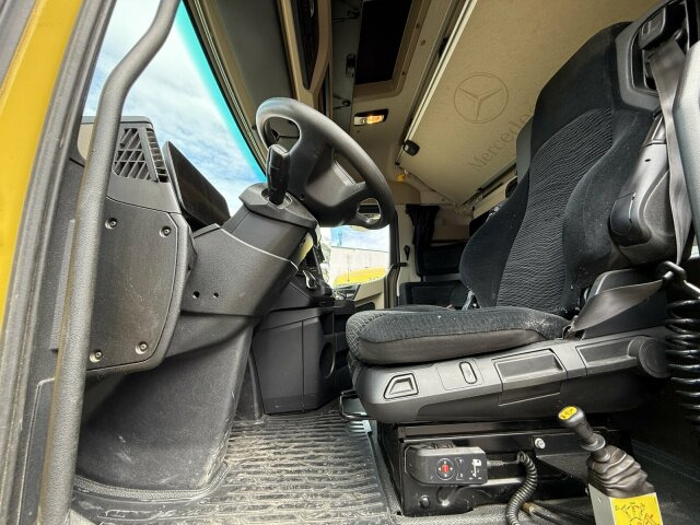 Mercedes-Benz ACTROS 1846 4x4 HAD Eur 6 Kipphydraulik Retarder - Tractor truck: picture 2 Mercedes-Benz ACTROS 1846 4x4 HAD Eur 6 Kipphydraulik Retarder - Tractor truck: picture 2