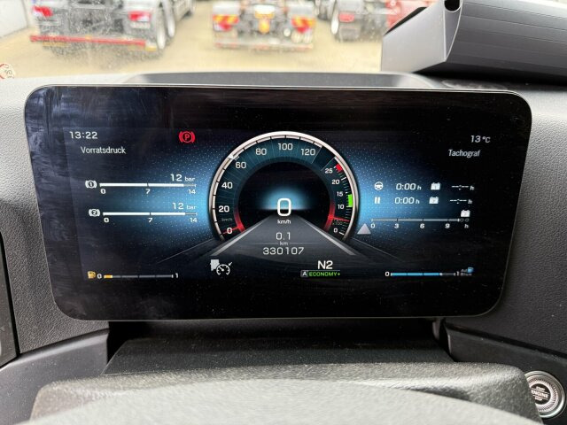 Mercedes-Benz ACTROS 1846 4x4 HAD Eur 6 Kipphydraulik Retarder - Tractor truck: picture 2 Mercedes-Benz ACTROS 1846 4x4 HAD Eur 6 Kipphydraulik Retarder - Tractor truck: picture 2